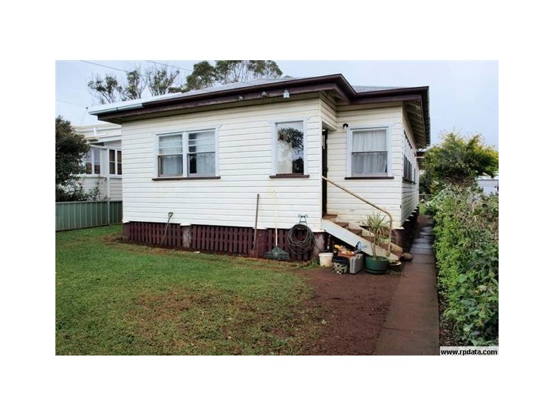 5a Ranfurley Street, Newtown QLD 4350