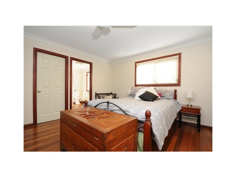 9 Hillview Court, Top Camp QLD 4350