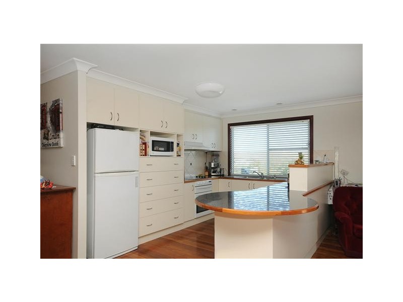 9 Hillview Court, Top Camp QLD 4350