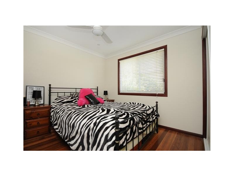 9 Hillview Court, Top Camp QLD 4350