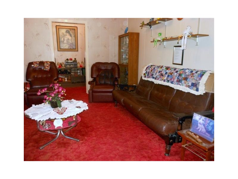 37 Eiser Street, Harristown QLD 4350