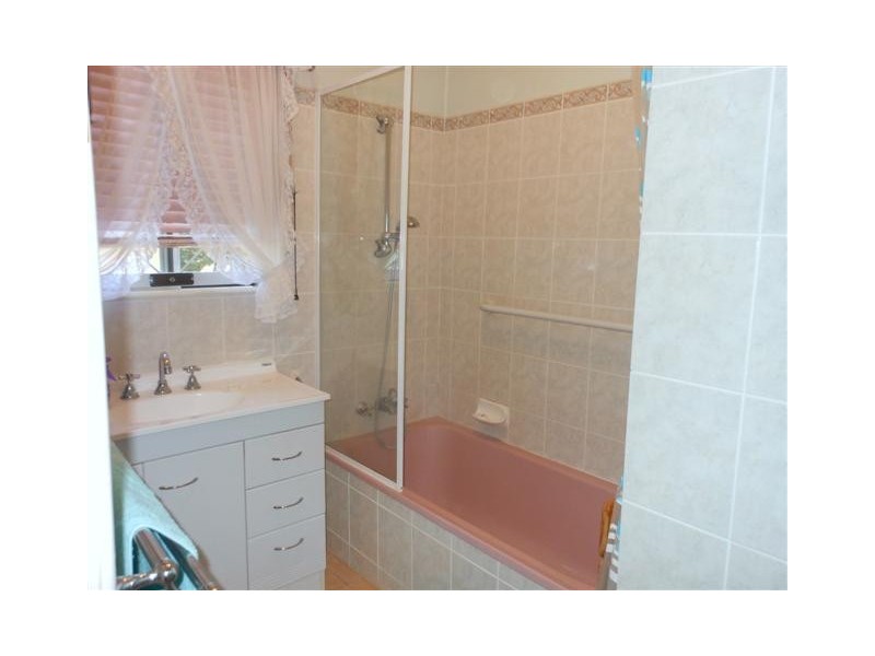 37 Eiser Street, Harristown QLD 4350