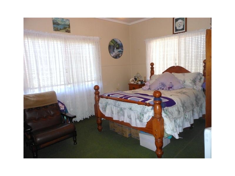 37 Eiser Street, Harristown QLD 4350