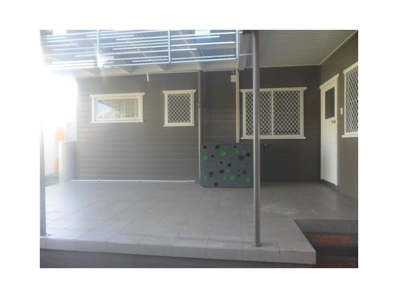 52A Taylor Street, Newtown QLD 4350