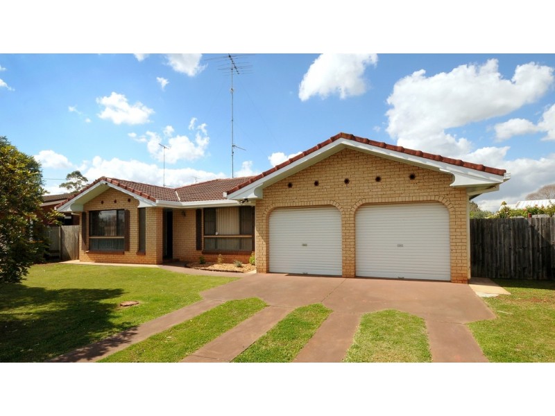 10 Caldwell Street, Wilsonton QLD 4350
