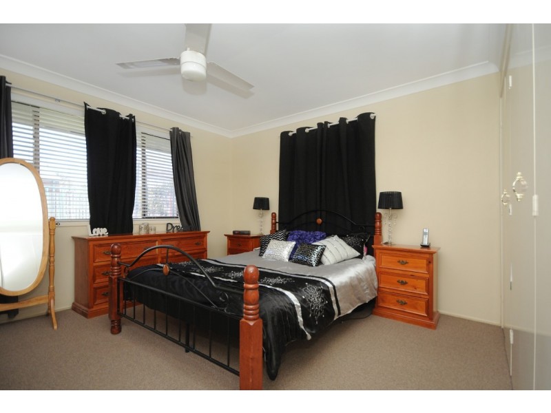 10 Caldwell Street, Wilsonton QLD 4350