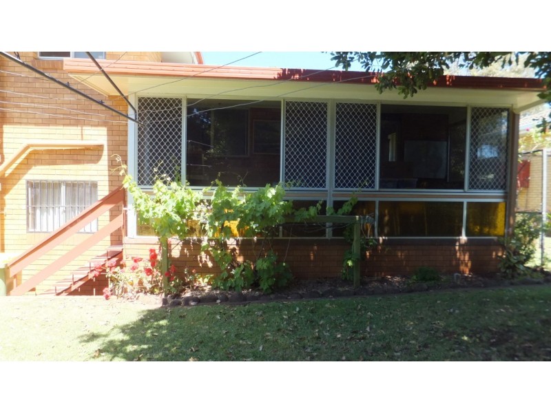 43 Sardon Street, Centenary Heights QLD 4350