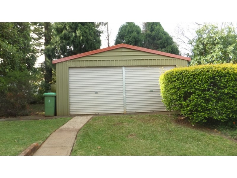 43 Sardon Street, Centenary Heights QLD 4350