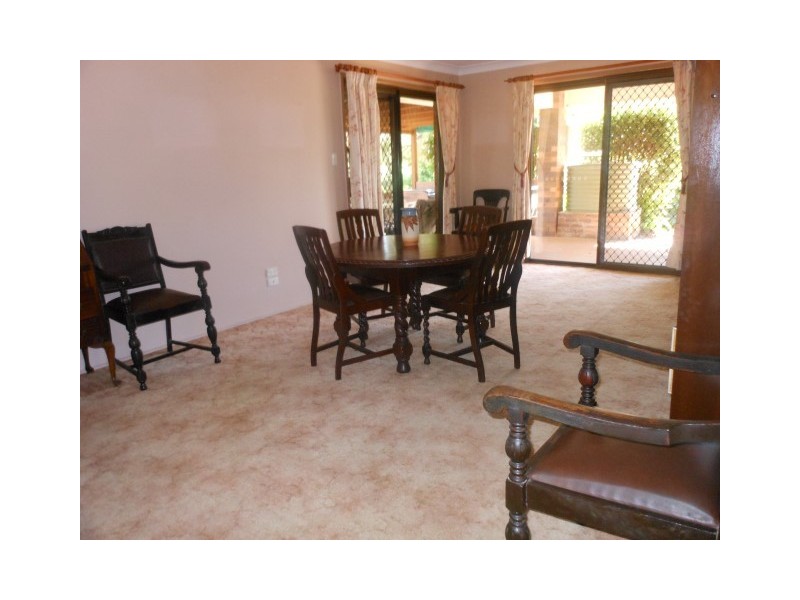 16 Redwood Street, Newtown QLD 4350