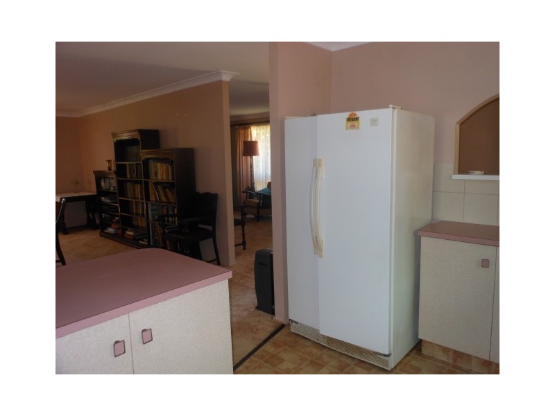 16 Redwood Street, Newtown QLD 4350