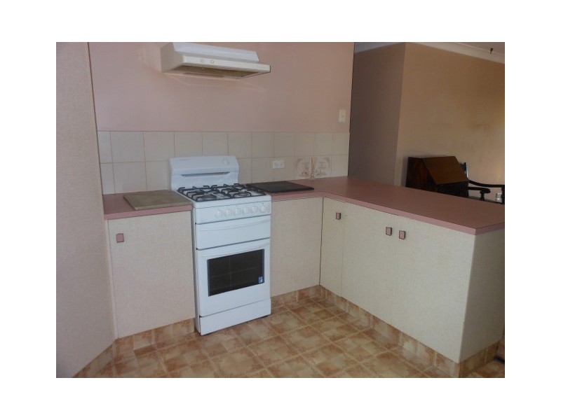 16 Redwood Street, Newtown QLD 4350