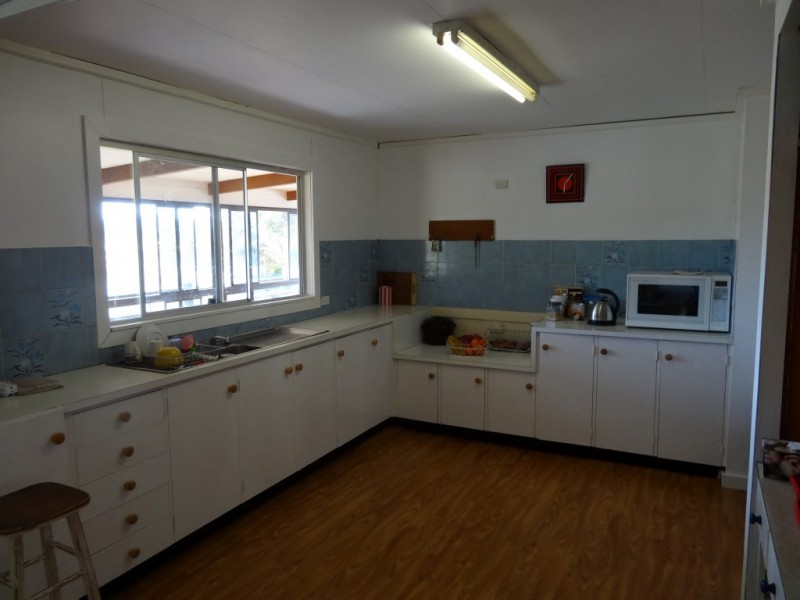 869 Saddletop Road, Upper Pilton QLD 4361