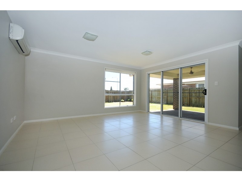 17 Opperman Drive, Kearneys Spring QLD 4350