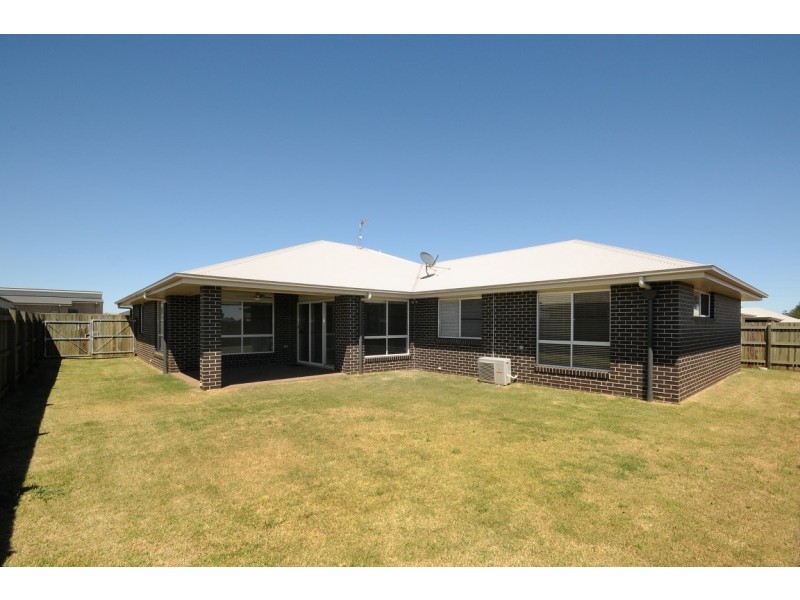 17 Opperman Drive, Kearneys Spring QLD 4350