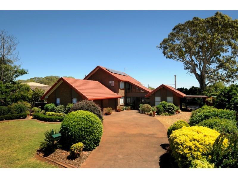 5 Amber Court, Darling Heights QLD 4350