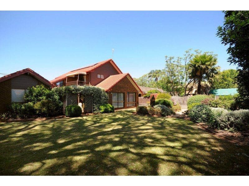 5 Amber Court, Darling Heights QLD 4350