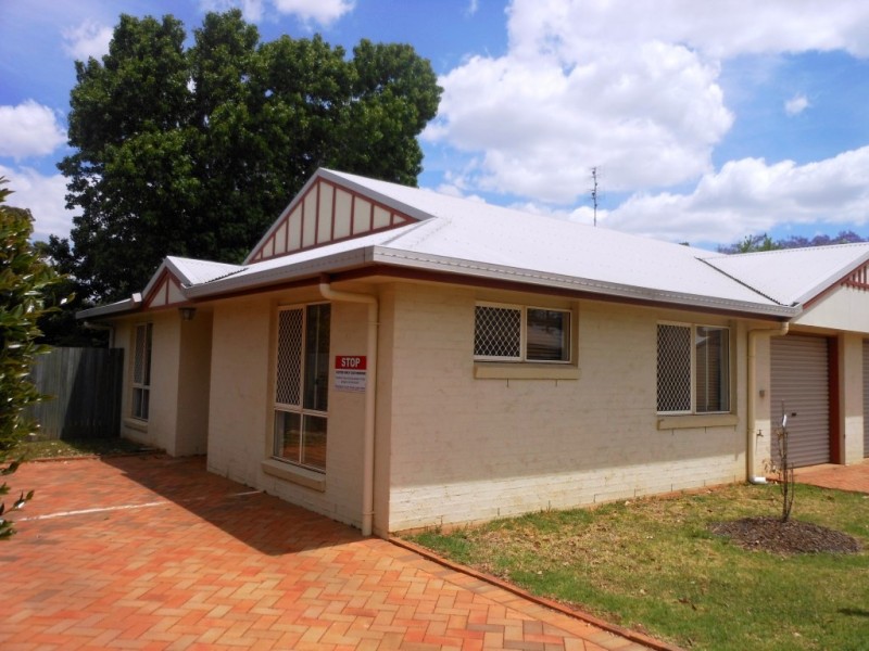 Unit 12/1 Cox Street, Wilsonton QLD 4350