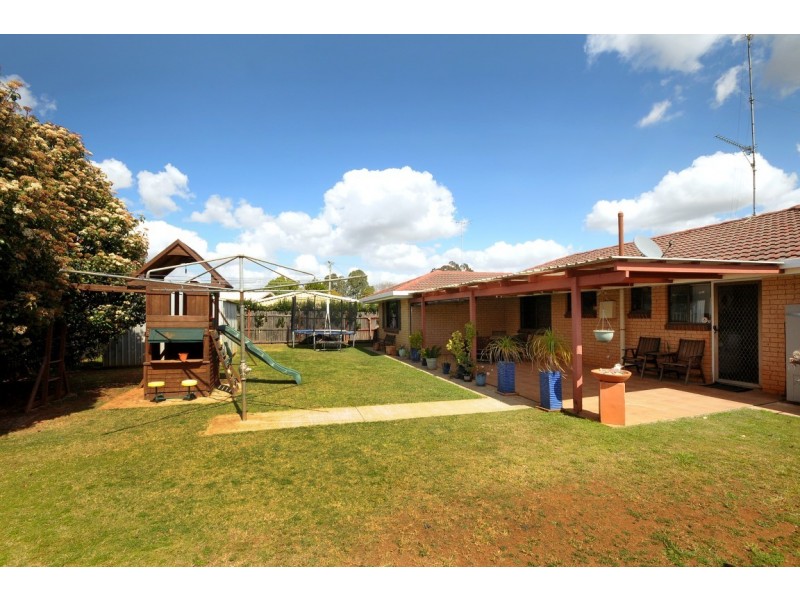 10 Caldwell Street, Wilsonton QLD 4350