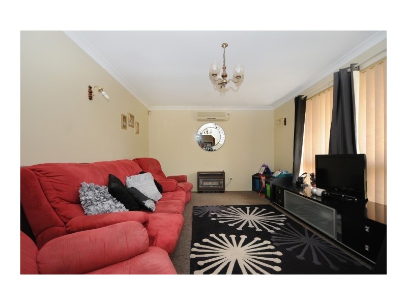 10 Caldwell Street, Wilsonton QLD 4350