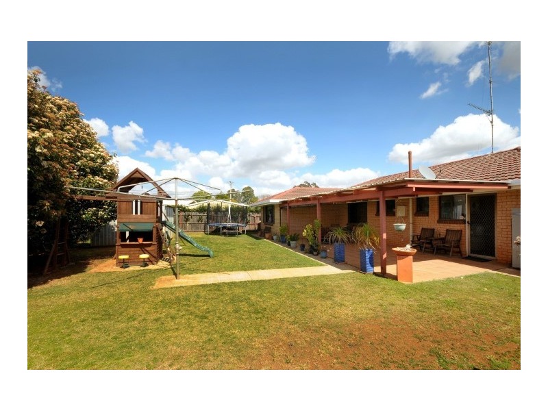 10 Caldwell Street, Wilsonton QLD 4350