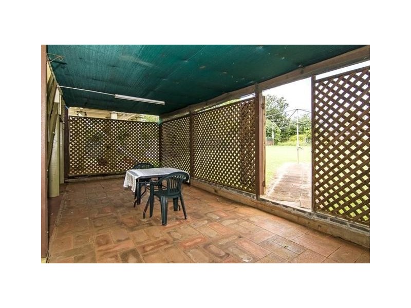 6 Hanlon Street, Newtown QLD 4350