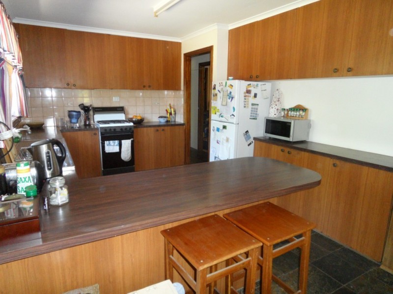23 John Street, Southbrook QLD 4363
