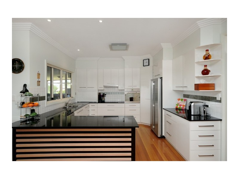 7a Kookaburra Court, Glenvale QLD 4350