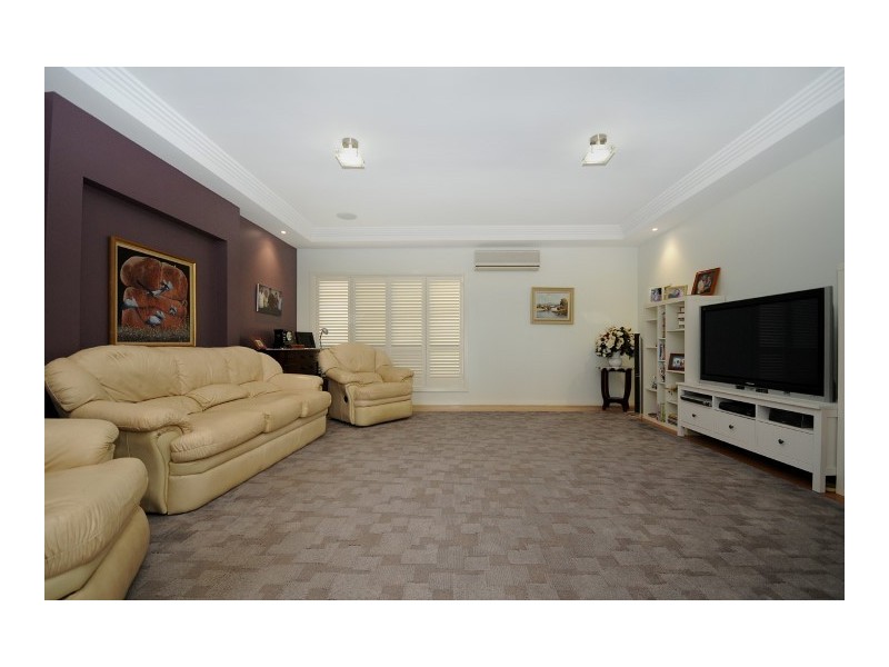 7a Kookaburra Court, Glenvale QLD 4350