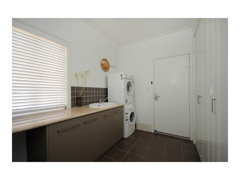 7a Kookaburra Court, Glenvale QLD 4350