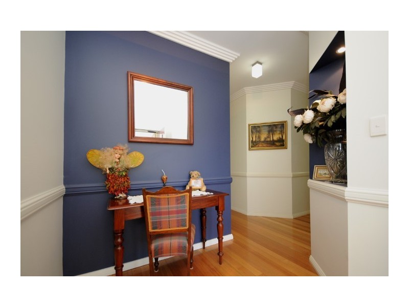 7a Kookaburra Court, Glenvale QLD 4350