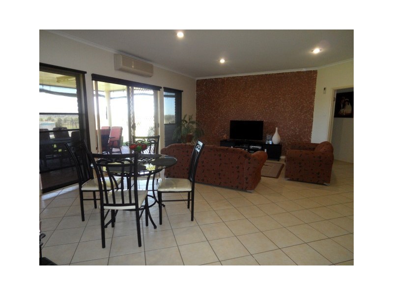 22 Oestreich Road, Wellcamp QLD 4350