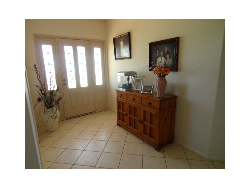 22 Oestreich Road, Wellcamp QLD 4350