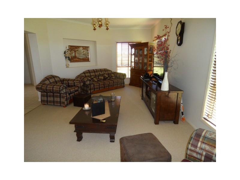 22 Oestreich Road, Wellcamp QLD 4350