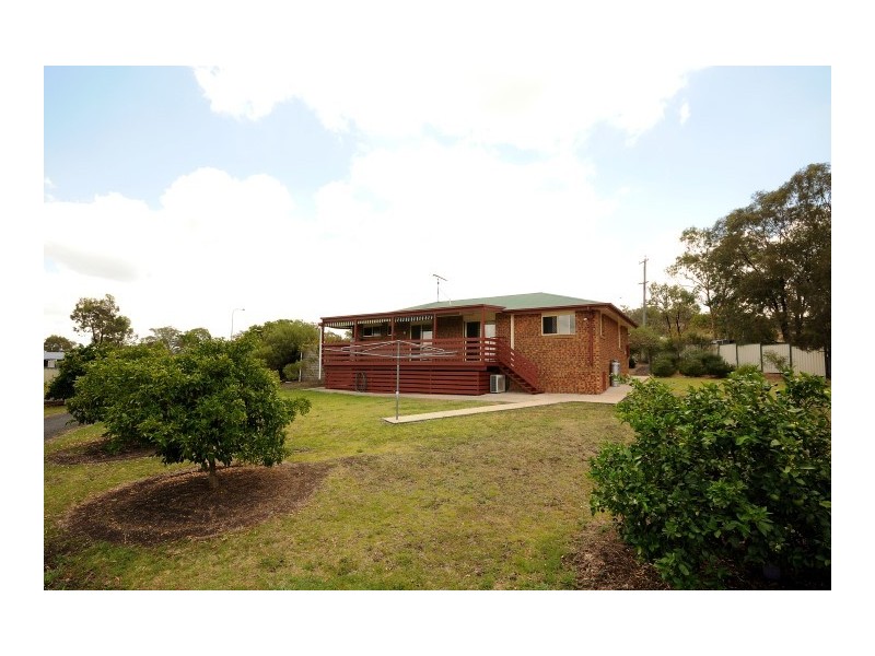 58 Glencoe Kingsthorpe Rd, Kingsthorpe QLD 4400