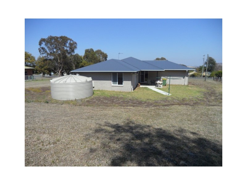 24 Petersens Road, Kingsthorpe QLD 4400