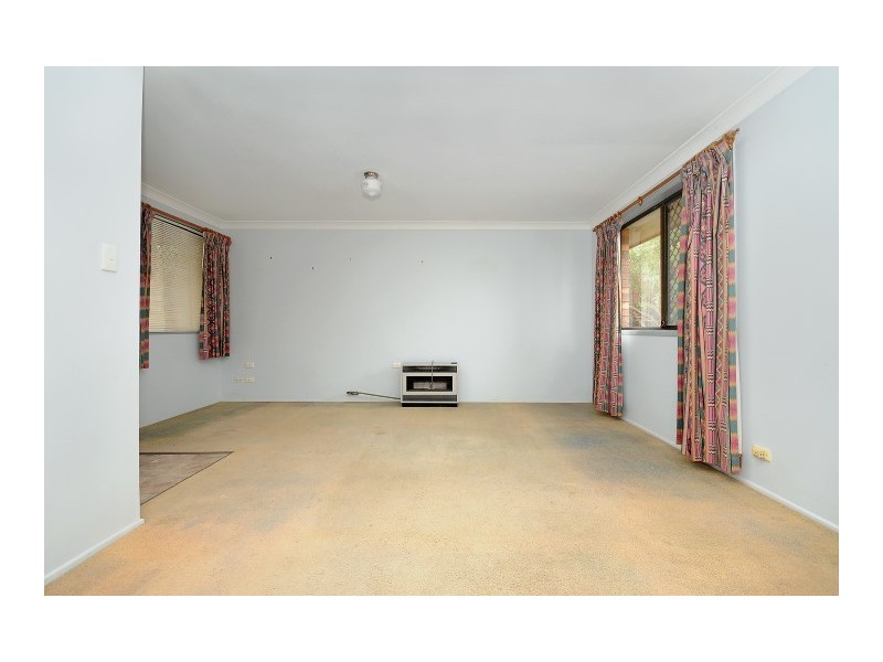 8 Coonawarra Court, Wilsonton Heights QLD 4350