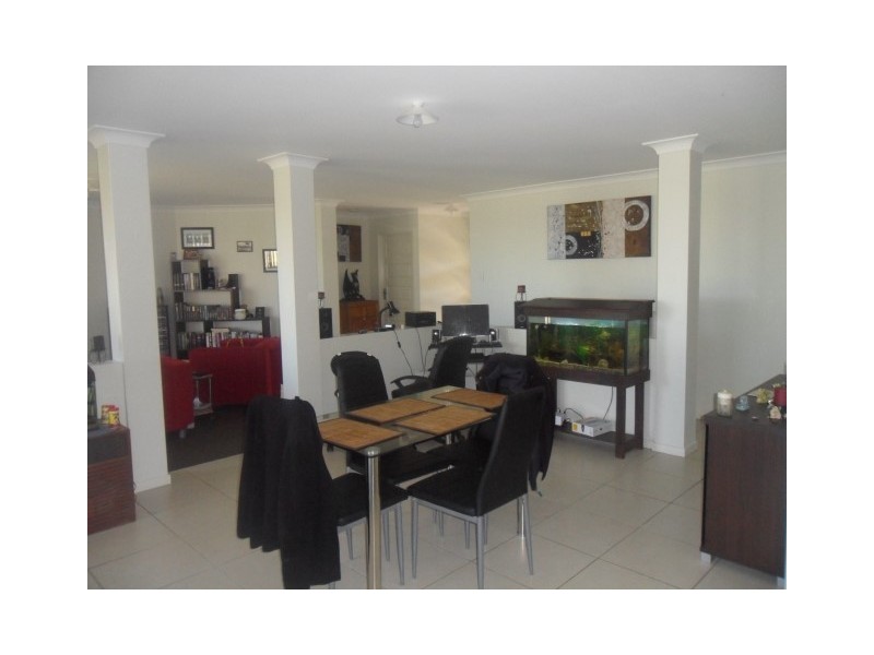 17 Rubie Court, Westbrook QLD 4350