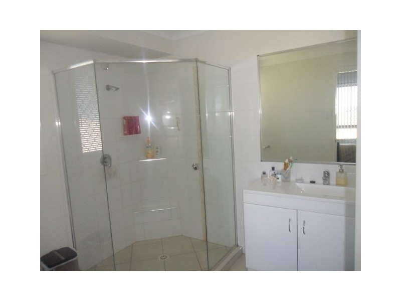 17 Rubie Court, Westbrook QLD 4350