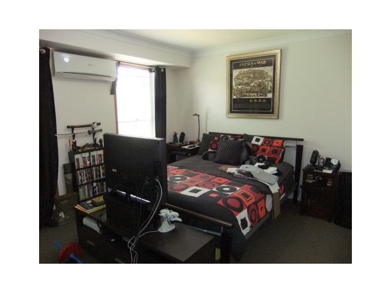 4 Bottlebrush Court, Glenvale QLD 4350