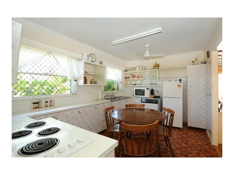 277 Tor Street, Wilsonton QLD 4350
