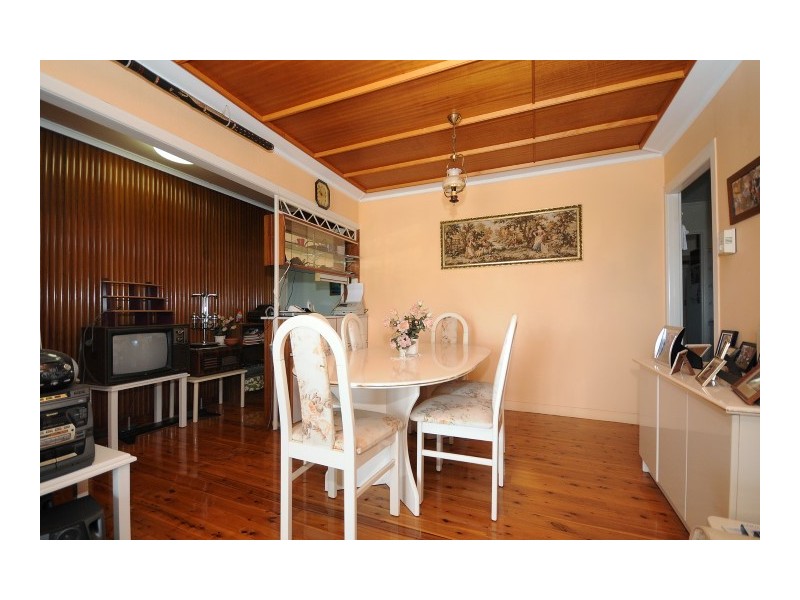277 Tor Street, Wilsonton QLD 4350