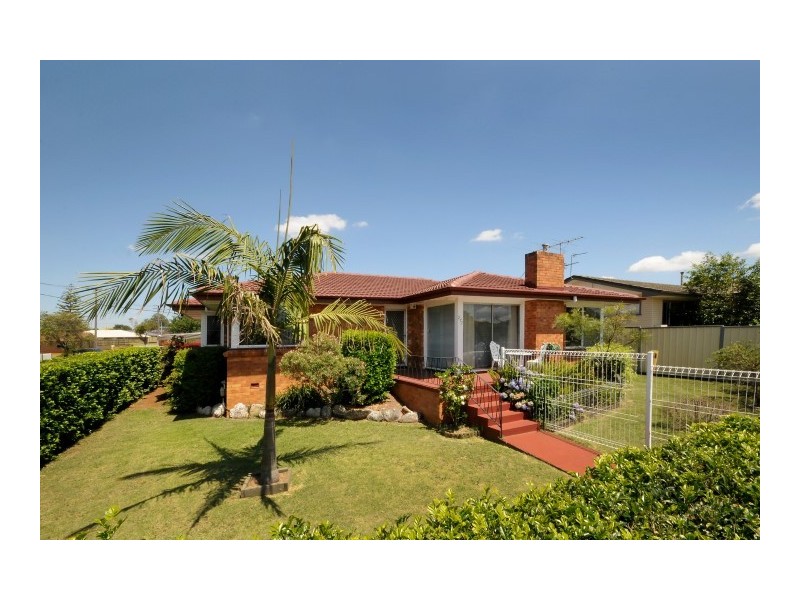 277 Tor Street, Wilsonton QLD 4350