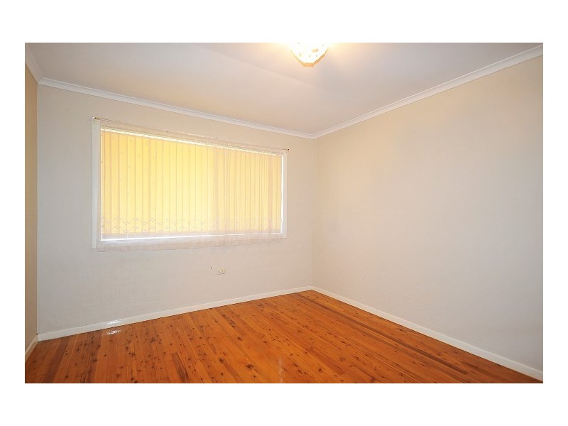 12 Greenbury Street, Rockville QLD 4350