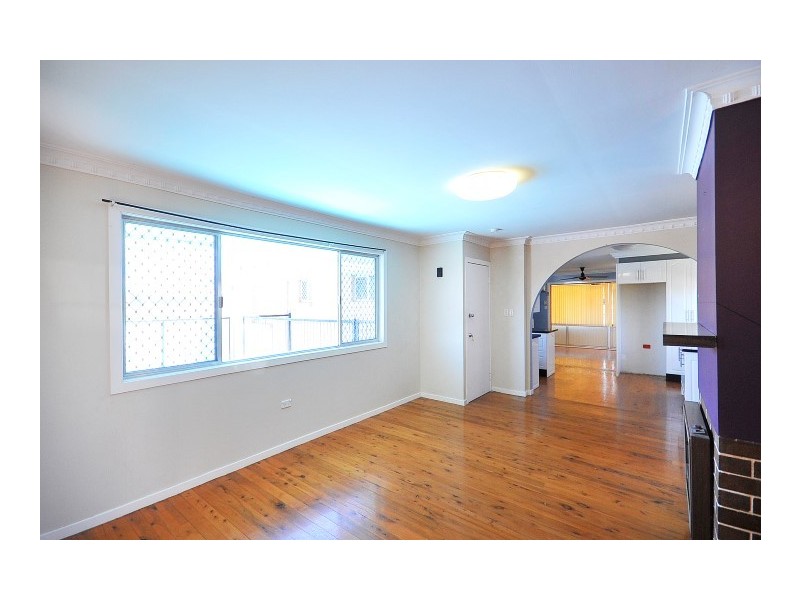 12 Greenbury Street, Rockville QLD 4350