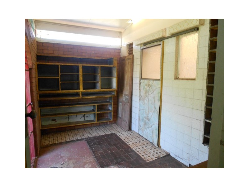 2 Wombyra Street, Newtown QLD 4350
