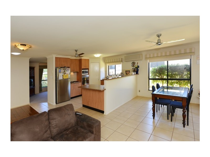 38 Banksdale Drive, Middle Ridge QLD 4350