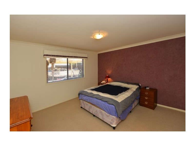 38 Banksdale Drive, Middle Ridge QLD 4350