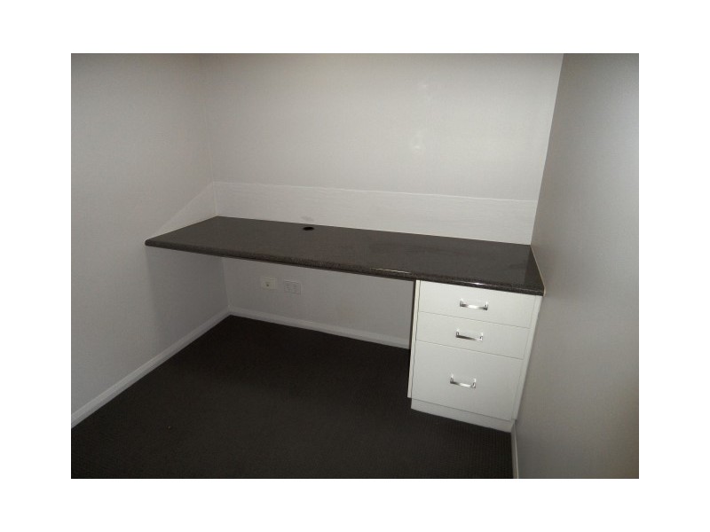 1 Vinnicombe St, Kearneys Spring QLD 4350