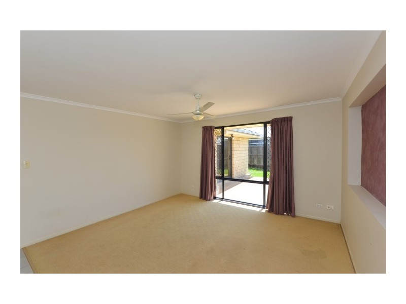 1 Jacaranda Court, Westbrook QLD 4350