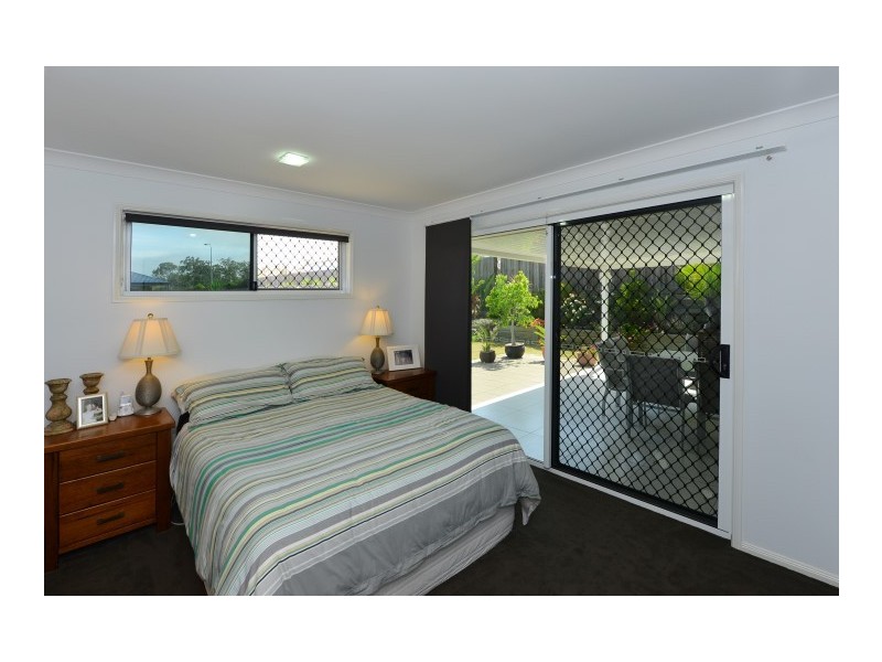 42 Sommariva Street, Westbrook QLD 4350